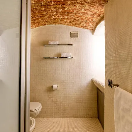 Sforza 57 - Romantic Escape With Jacuzzi شقة ميلان