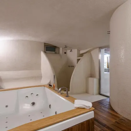 Sforza 57 - Romantic Escape With Jacuzzi ميلان