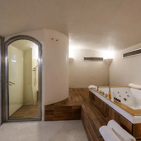 Sforza 57 - Romantic Escape With Jacuzzi * ميلان